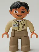 Minifigurka: 47394PB018:  Duplo Figure Lego Ville, Male, Dark Tan Legs, Tan Top, Black Hair, Brown Eyes (Zoo Keeper)
