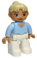 Minifigurka: 47394PB118:  Duplo Figure Lego Ville, Female, White Legs, Bright Light Blue Top, Tan Ponytail Hair, Brown Eyes