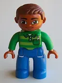 Minifigurka: 47394PB191:  Duplo Figure Lego Ville, Male, Blue Legs, Green Top with Pen, Reddish Brown Hair