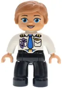 Minifigurka: 47394PB374:  Duplo Figure Lego Ville, Female, Black Legs, White Pilot Uniform, Blue Tie, Medium Lavender Glasses, Gold Wings Badge Pattern, Medium Nougat Hair (6559786)