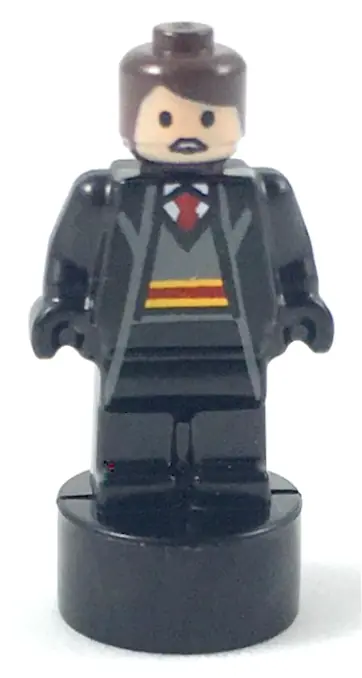 90398PB027:  Gryffindor Student Statuette / Trophy #1, Dark Brown Hair