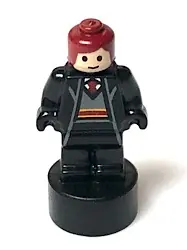 90398PB028:  Gryffindor Student Statuette / Trophy #2, Dark Red Hair