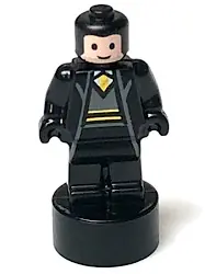 90398PB032:  Hufflepuff Student Statuette / Trophy #3, Light Nougat Face