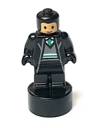 90398PB036:  Slytherin Student Statuette / Trophy #1, Nougat Face
