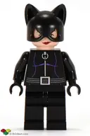 Minifigurka: BAT003:  Catwoman - Black Suit with Dark Purple Trim, Red Lips