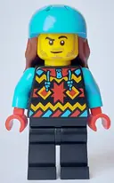 Minifigurka: CTY1633:  Snowboarder - Male, Geometric Jacket, Black Legs, Medium Azure Sports Helmet, Reddish Brown Long Hair