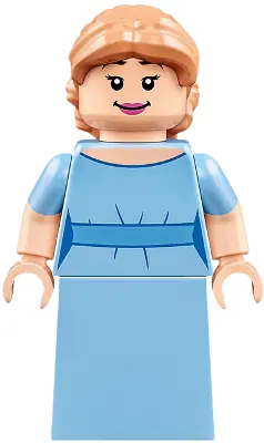 DIS139:  Wendy Darling - Minifigure