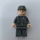 Minifigurka: Imperial Officer / Captain / Commandant / Commander, Dark Bluish Gray Uniform, Cavalry Cap, Black Eyes