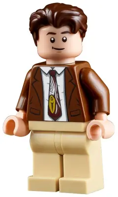 FTV002:  Chandler Bing, Jacket and Tie