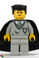 Minifigurka: HP027:  Vincent Crabbe - Light Gray Slytherin Sweater and Legs, Black Cape with Stars, Black Flat Top (Ron Weasley Transformation)