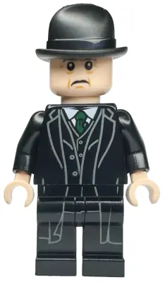 HP182A:  Minister of Magic (Cornelius Fudge) - Suit with Dark Green Tie, Shirt Tail