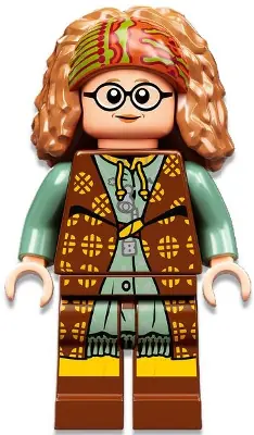 HP332:  Professor Sybill Trelawney - Reddish Brown and Sand Green Robes
