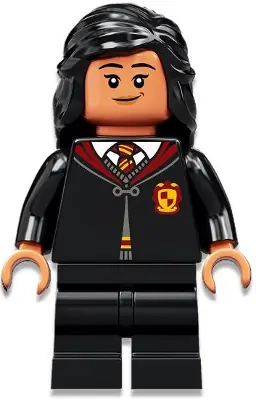 HP334:  Parvati Patil - Black Gryffindor Robe and Medium Legs