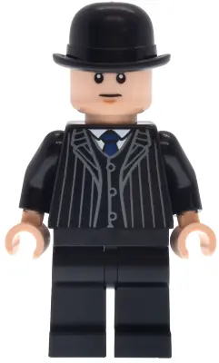 HP579:  Minister of Magic (Cornelius Fudge) - Suit with Dark Blue Tie