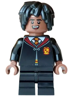HP619:  Lee Jordan - Gryffindor Robe Clasped, Black Medium Legs, Hair Short Layered Mop Top