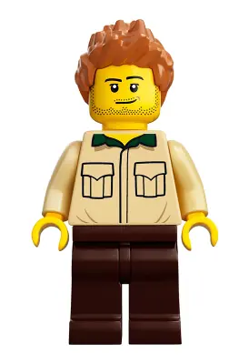 IDEA052:  Dad, Stubble, Shirt with Dark Green Collar, Medium Nougat Hair Spiked