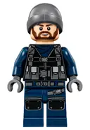 Minifigurka: JW018:  ACU Guard - Male, Dark Bluish Gray Beanie, Light Nougat Head