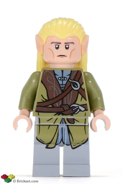 LOR015:  Legolas - Olive Green Robe, Long Cheek Lines