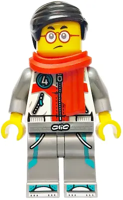 MK162:  Mr. Tang - White Jacket, Flat Silver Legs