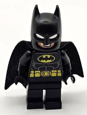 SH0902:  Batman - Black Suit, Yellow Belt, Cowl with White Eyes, Lopsided Grin / Open Mouth Smile with Teeth