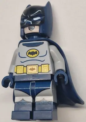SH0986:  Batman - Classic TV Series, Goggles, Light Bluish Gray Torso, Flexible Rubber Cape