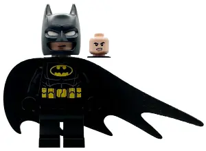 SH1077:  Batman - Outstretched Asymmetrical Cape