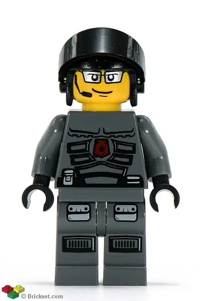 SP094:  Space Police 3 Officer  1