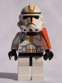 Minifigurka: SW0128:  Clone Trooper, 327th Star Corps (Phase 2) - Black Head, Orange Cloth Pauldron