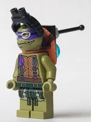 TNT050:  Donatello with Goggles and Pack (Movie Version)
