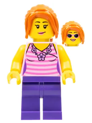 TWN229:  Supermarket Female Customer