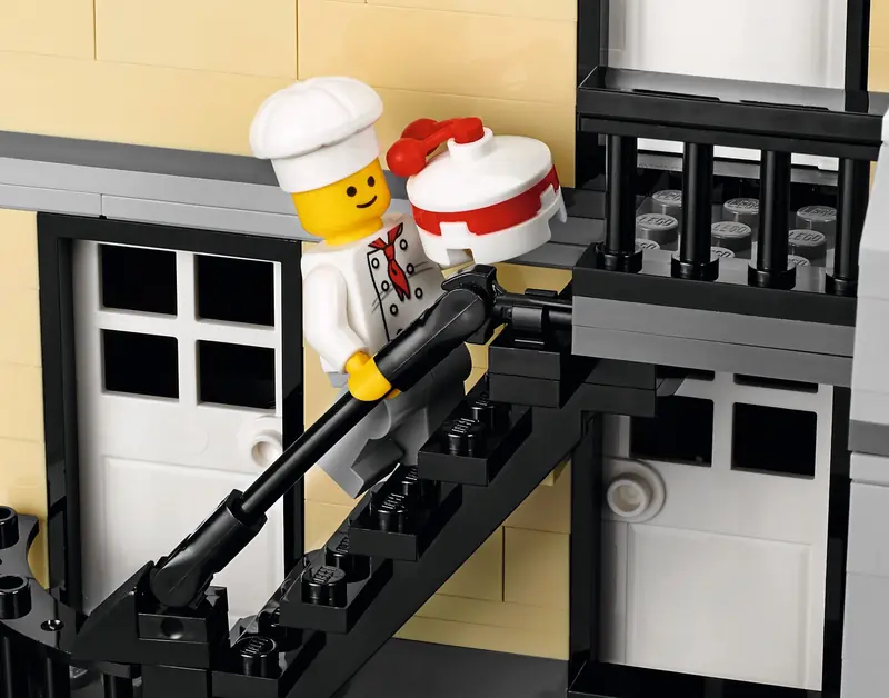 LEGO 10255 Plac Zgromadzeń zdjęcie 35
