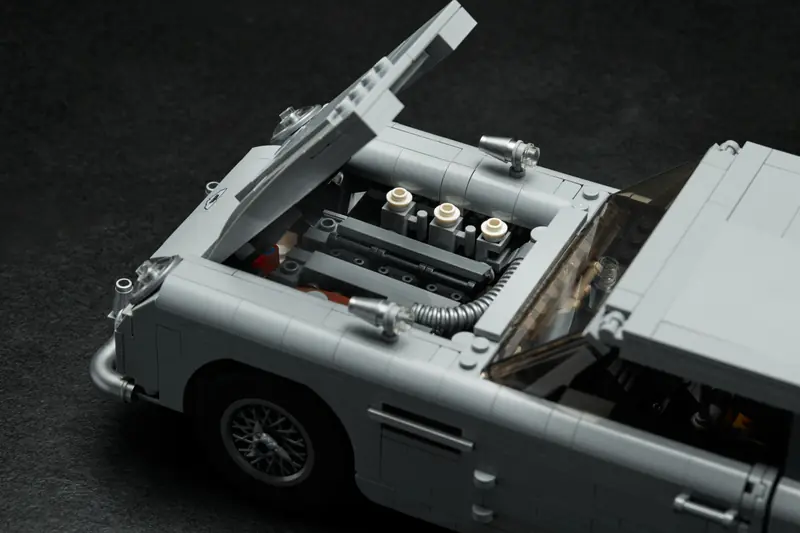 LEGO 10262 Aston Martin DB5 Jamesa Bonda zdjęcie 15