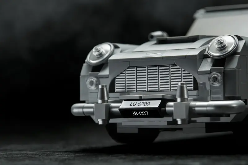LEGO 10262 Aston Martin DB5 Jamesa Bonda zdjęcie 18