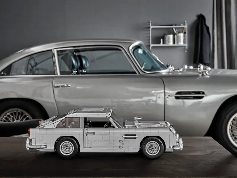 LEGO 10262 Aston Martin DB5 Jamesa Bonda zdjęcie 9