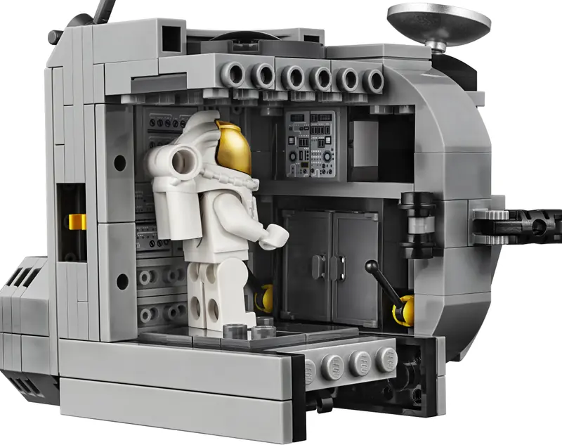 LEGO 10266 Lądownik księżycowy Apollo 11 NASA zdjęcie 14