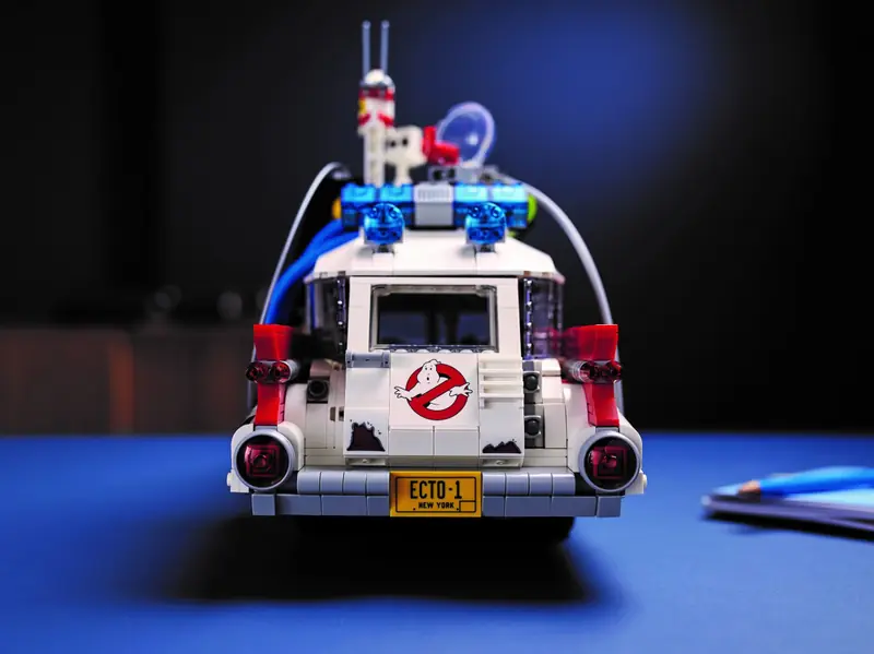 LEGO 10274 ECTO-1 Pogromców duchów zdjęcie 11