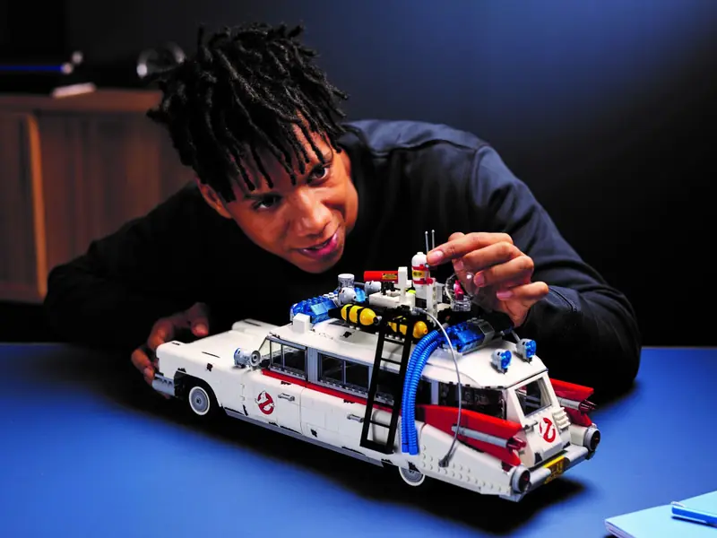 LEGO 10274 ECTO-1 Pogromców duchów zdjęcie 12
