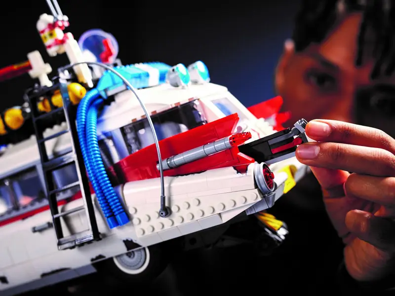 LEGO 10274 ECTO-1 Pogromców duchów zdjęcie 15