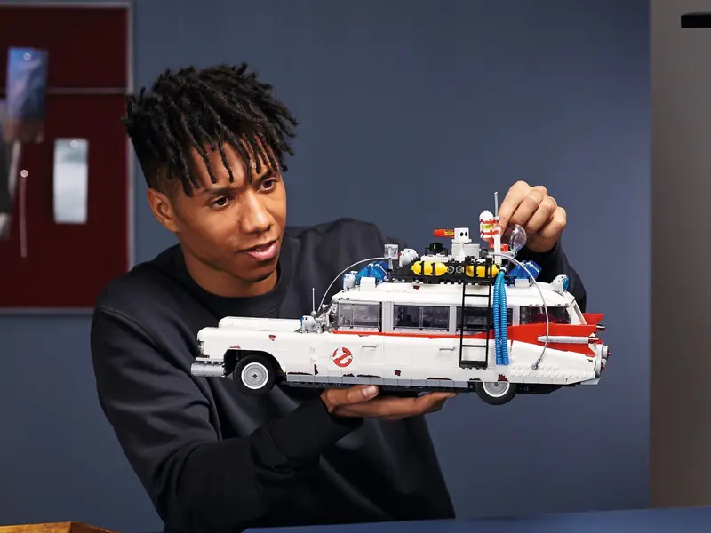 LEGO 10274 ECTO-1 Pogromców duchów zdjęcie 28