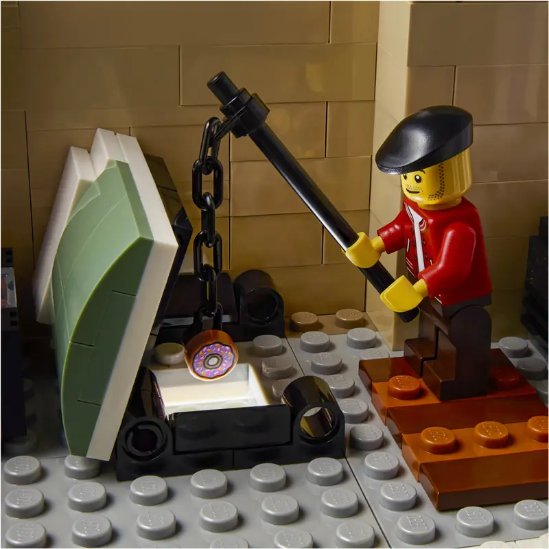 LEGO 10278 Posterunek policji zdjęcie 41