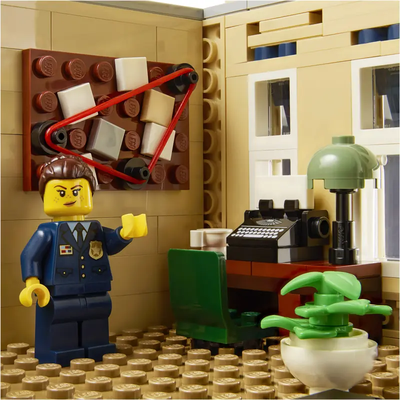LEGO 10278 Posterunek policji zdjęcie 52