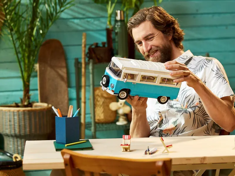 LEGO 10279 Mikrobus kempingowy Volkswagen T2 zdjęcie 23