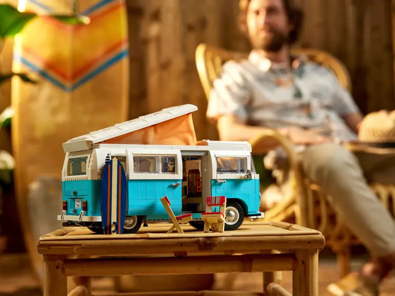 LEGO 10279 Mikrobus kempingowy Volkswagen T2 zdjęcie 13