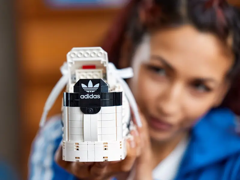 LEGO 10282 But adidas Originals Superstar zdjęcie 10