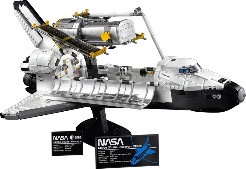 LEGO 10283 Wahadłowiec Discovery NASA zdjęcie 6