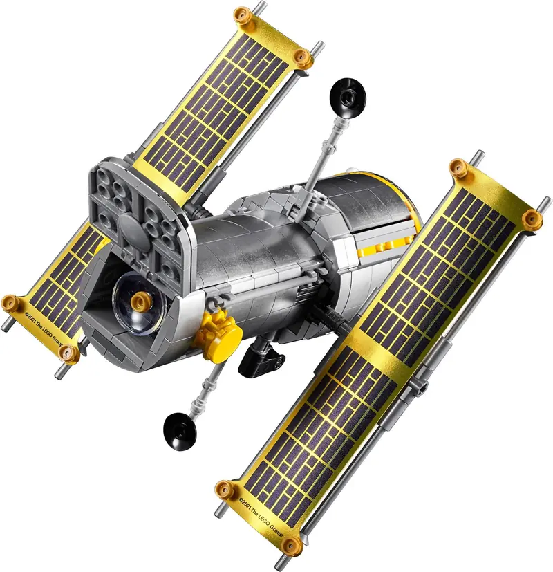 LEGO 10283 Wahadłowiec Discovery NASA zdjęcie 7