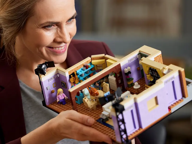 LEGO 10292 Mieszkania z serialu Przyjaciele zdjęcie 53