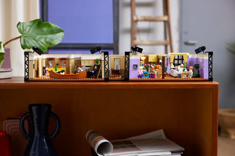 LEGO 10292 Mieszkania z serialu Przyjaciele zdjęcie 26