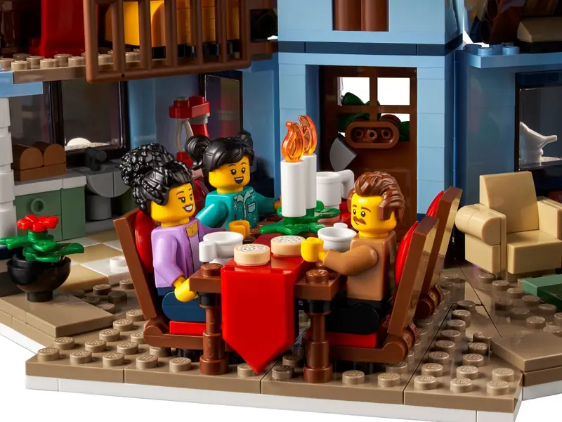 LEGO 10293 Wizyta Świętego Mikołaja zdjęcie 11