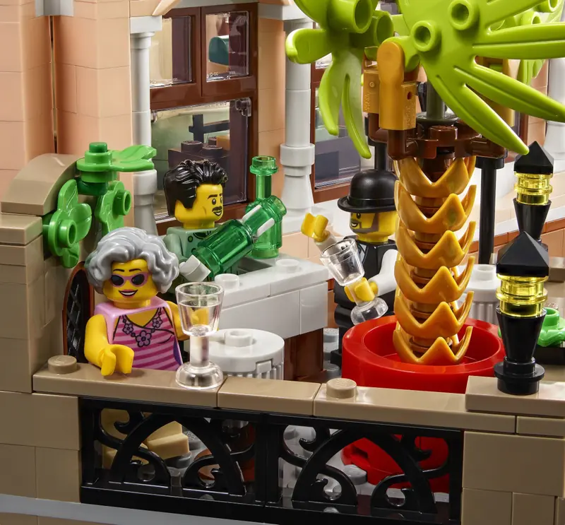 LEGO 10297 Hotel butikowy zdjęcie 23